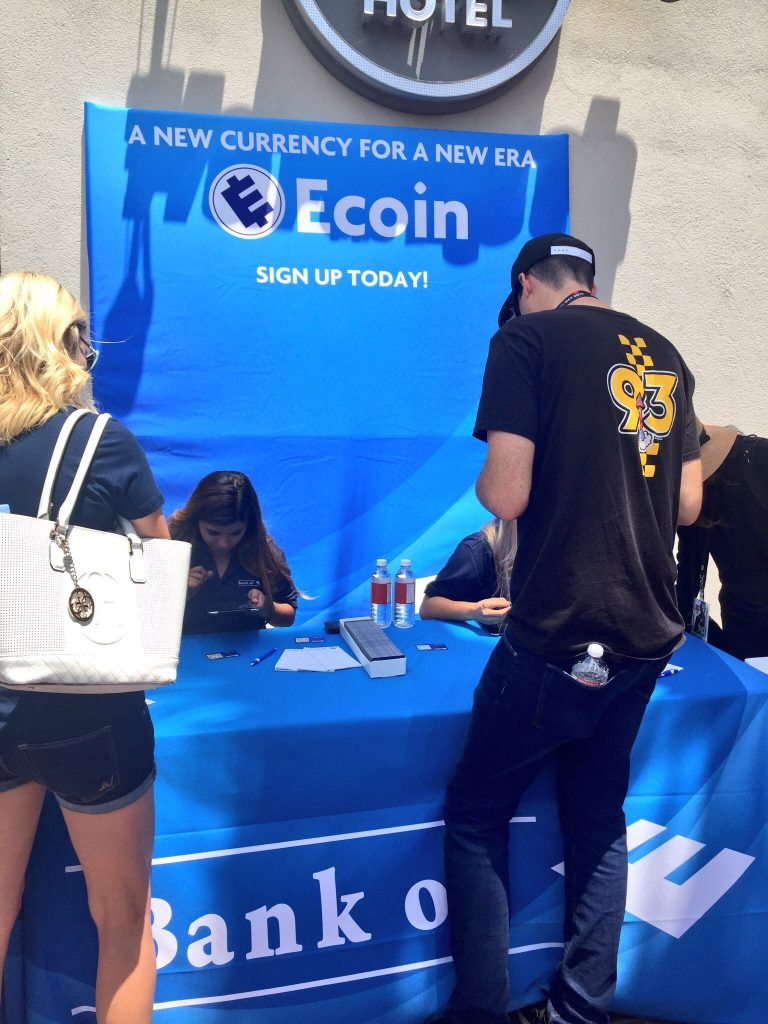 mr-robot-trade-show-booth-at-san-diego-comic-con